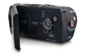 pr-DVC 10.10 FHD-back_slightlyopenTFT Kamera video PRAKTICA DVC 10.10 FHD przyciski